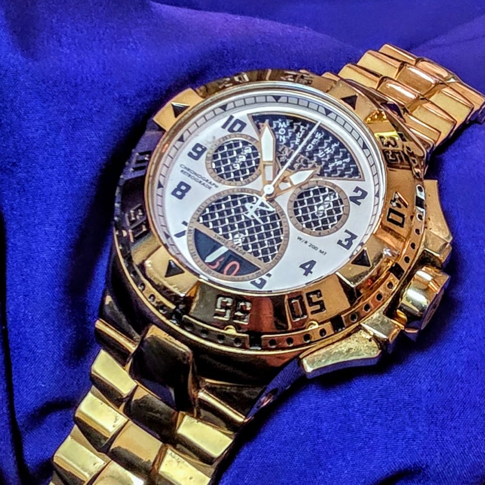 Invicta Excursion Swiss Quartz Chrono Gold Tone luxury Men's Watch